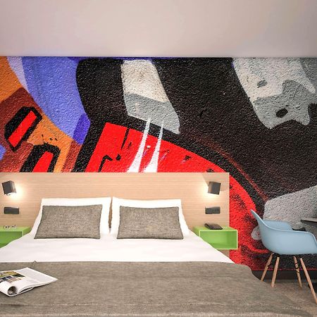 Ibis Styles Clamart Gare Grand Paris Exteriör bild