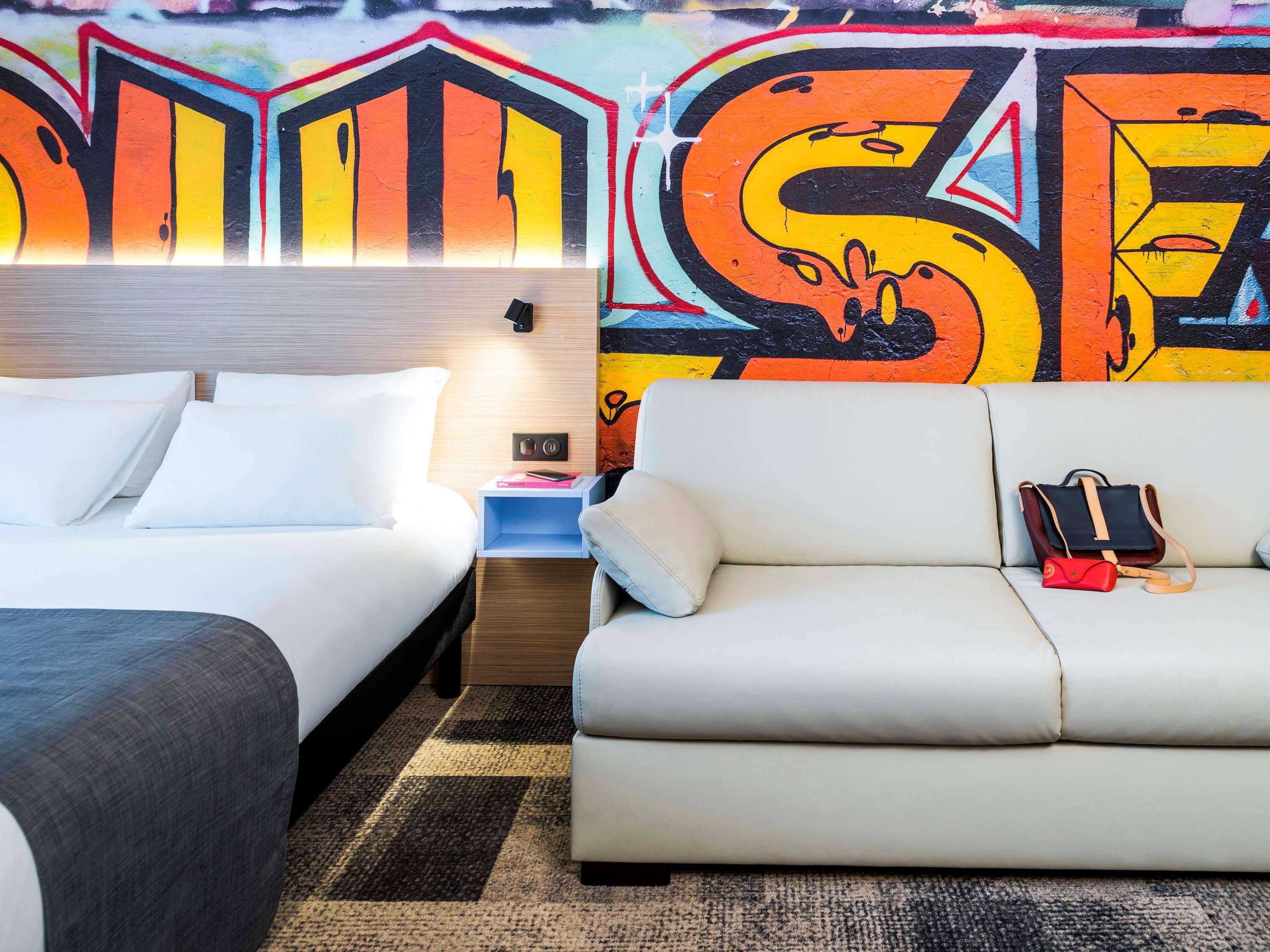 Ibis Styles Clamart Gare Grand Paris Exteriör bild