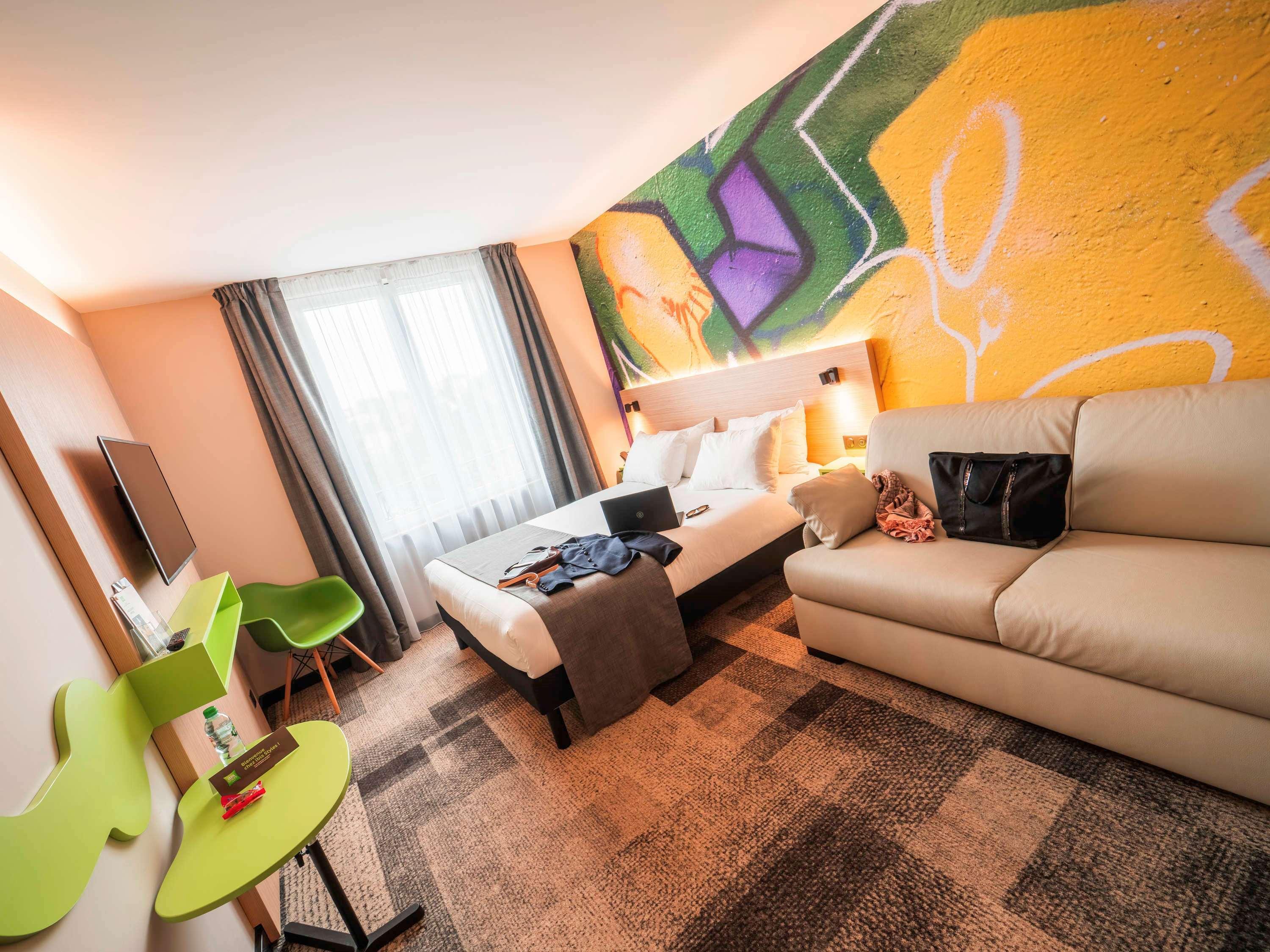 Ibis Styles Clamart Gare Grand Paris Exteriör bild