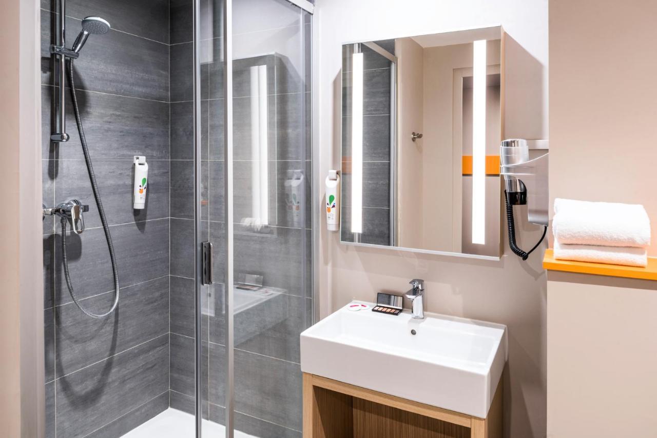 Ibis Styles Clamart Gare Grand Paris Exteriör bild